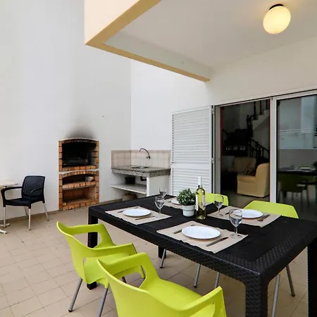 Aldeamento Turistico Aldeia Da Gale Tatil parkı 3*