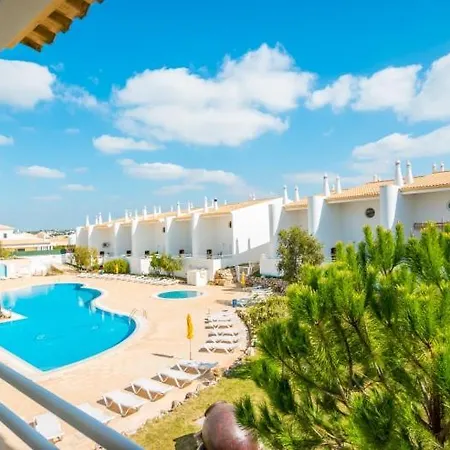 Aldeamento Turistico Aldeia Da Gale Tatil parkı