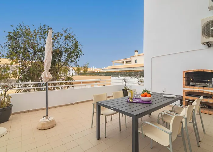 Vakantiepark Aldeamento Turistico Aldeia Da Gale 3*